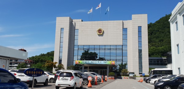 강원도의회 청사(사진제공=본사 황경근 기자)