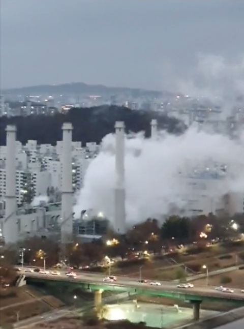 목동 열병합발전소. 사진= 연합뉴스 독자제공.