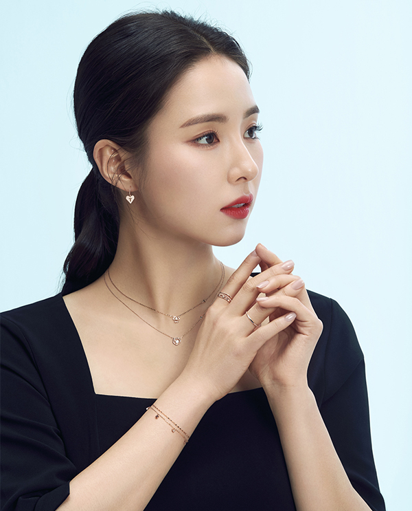 배우 신세경 화보. 사진 제공=티르리르.