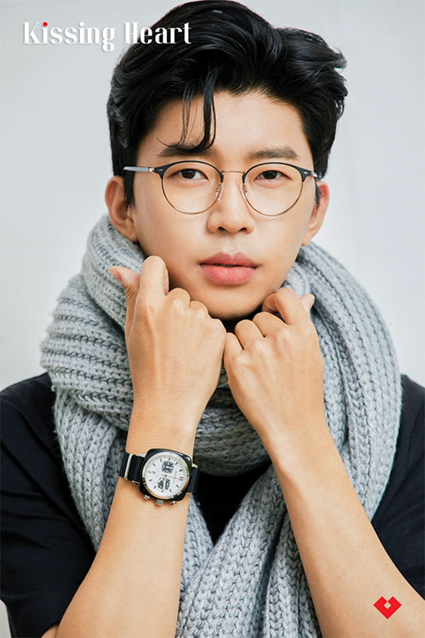 아이웨어 브랜드 키싱하트의 모델로 발탁된 가수 임영웅. 사진 제공=키싱하트.