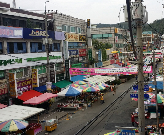 서구 신거북시장 전경