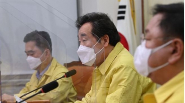 더불어민주당 이낙연 대표가 22일 오전 서울 여의도 국회에서 열린 최고위원회의에서 발언하고 있다. 사진=연합뉴스