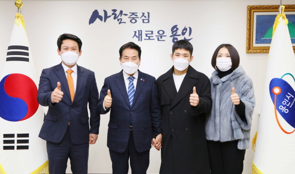 22일 김유철 유도선수 격려