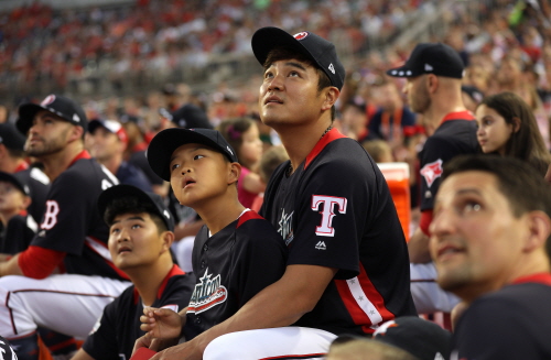 두 아들과 MLB 올스타전 즐기는 추신수. 사진= 연합뉴스.