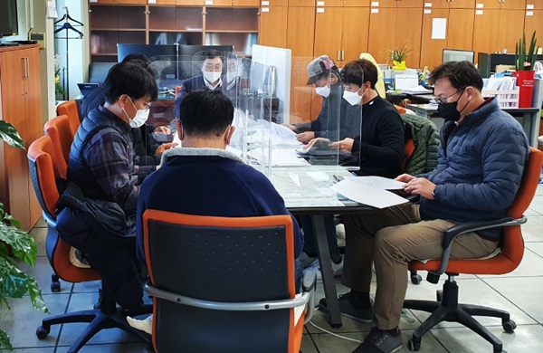 청양지역 건설업체 스마트청양 군민운동 동참 사진=청양군