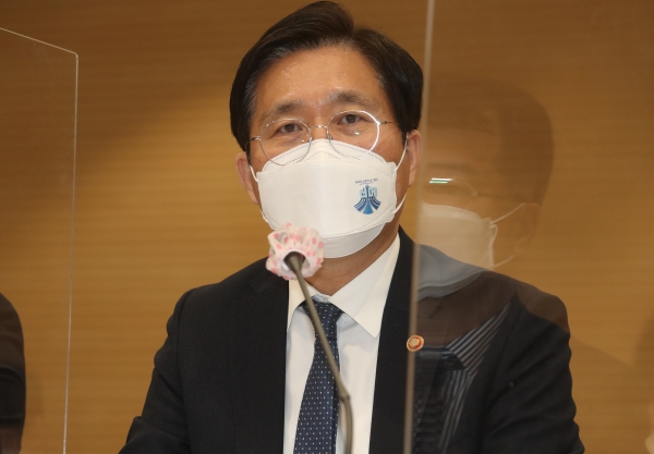 성윤모 산업부 장관. 사진=연합뉴스
