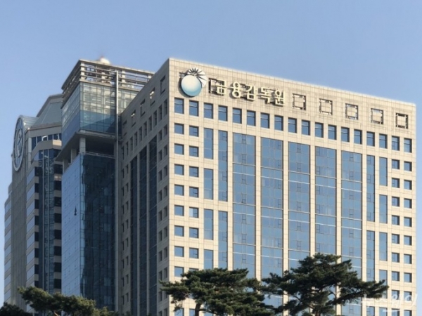 지난해 금융권 업종별로 민원이 가장 많은 금융사는 씨티은행, 국민카드, KDB생명보험, MG손해보험, 대신증권인 것으로 집계됐다. 사진은 금융감독원 전경. 사진=금융감독원