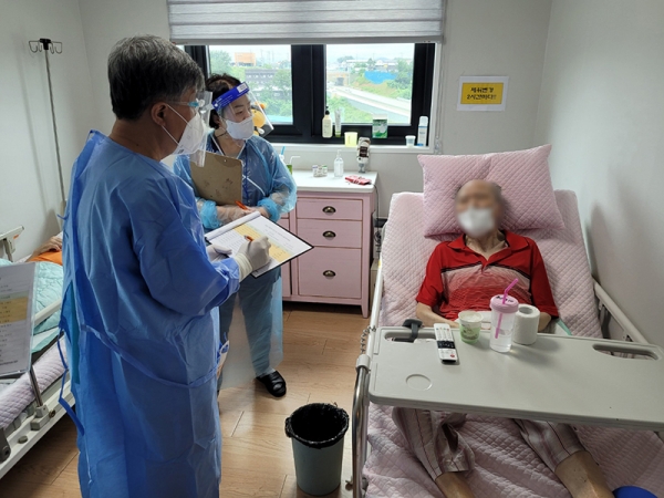 경기 고양일산복음병원은 의료기동전담반을 편성 운영하고 있어 큰 호응을 얻고 있다.