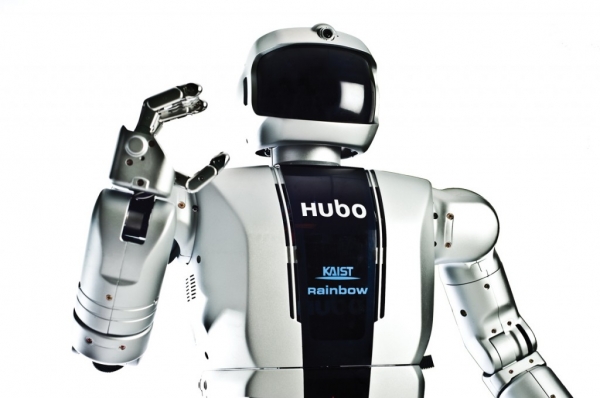 레인보우로보틱스가 세계최초로 상업화한 인간형로봇 플랫폼 휴보2. 사진=레인보우로보틱스 제공