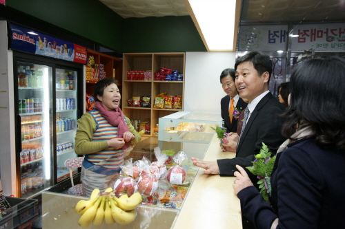 뭔가 의심스러운 ‘학교 매점’들 - 매일일보