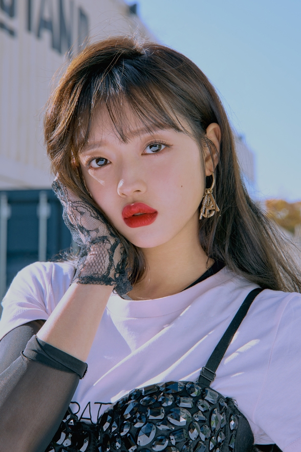 오마이걸 유아, '클리오'와 함께한 화보 공개 - 매일일보