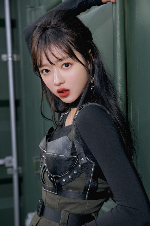 오마이걸 유아, '클리오'와 함께한 화보 공개 - 매일일보
