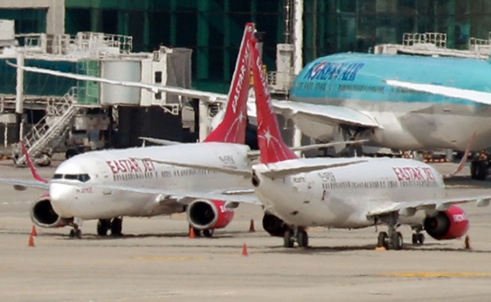 인천국제공항에 이스타항공 여객기가 멈춰 서있다. 사진=연합뉴스