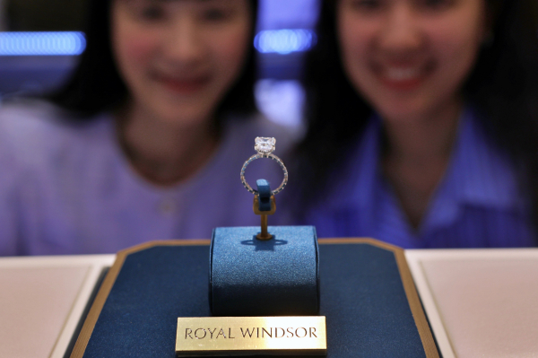 롯데백화점 본점 지하 1층에 마련된 ‘더 그레이스 런던’ 매장. 사진=롯데쇼핑