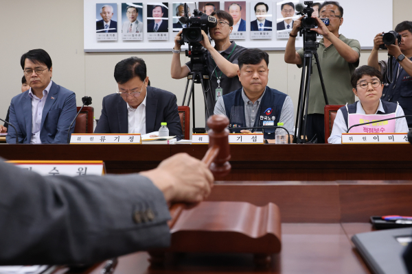 노동시장 제도 개선 시급&hellip;AI 시대에도 윈윈하는 협
