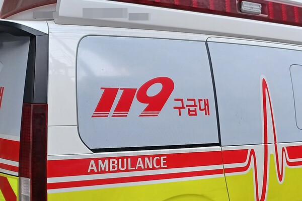 HD현대중 노사 갈등 교섭장 밖으로...단식·고공농성 이어져 - 뉴스 썸네일 이미지
