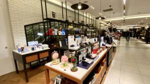 원모먼트, 주요 백화점 내 라이프 셀렉트샵 '게이즈샵' 입점 - 뉴스 썸네일 이미지