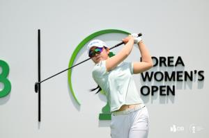 <b>유현조</b>, 시즌 첫 승 도전…<b>한국여자오픈</b> 첫 날 단독 <b>선두</b>