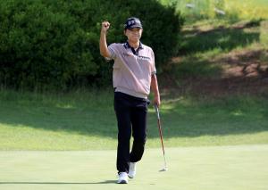 옥태훈, KPGA 선수권 1라운드 8언더파 단독 <b>선두</b>