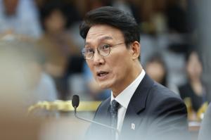 김민석 "李 대통령, <b>나토</b> 정상회의 참석 불발 굉장히 아쉬워해"
