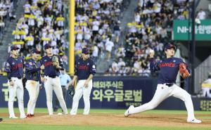 <b>롯데</b>, 6-0 <b>리드</b> 못 지키고 10연패 탈출 무산…두산 7연승