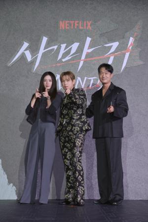 사마귀 제작보고회 현장