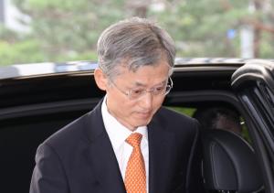 <b>조희대</b> 대법원장, 30일 <b>청문회 불출석</b>... 與 "대선개입 의혹 해명해야"
