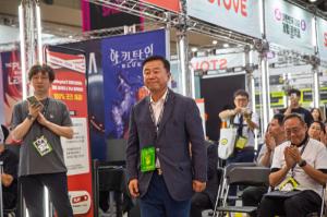 기장군 일각서 'CEO 군수론' 비등...이승우 시의원 주가 폭등 - 뉴스 썸네일 이미지