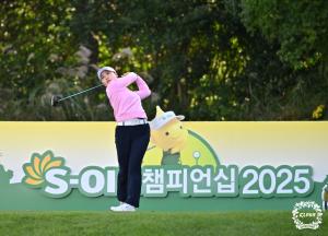 최가빈, KLPGA <b>에쓰오일 챔피언십</b> 1R 7언더파 <b>선두</b>