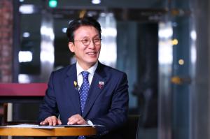 <b>김민석</b> "고졸 미취업 <b>청년</b>도 학자금 수준 금리 적용…대출 부담 낮출 것...