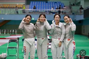 인천 중구청 펜싱팀, 전국종별오픈대회서 금·은메달 쾌거 - 뉴스 썸네일 이미지