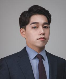 [박성경 칼럼] 교내 AI 활용, '디지털교과서' 넘어 학습 도구로 전환할 때