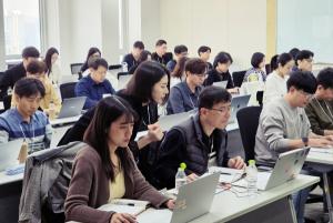 SK브로드밴드, 전 직원 AI 전문가화 추진