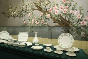 구미시, '구미가 당기는 대통령 식탁' 전시 개막 - 뉴스 썸네일 이미지