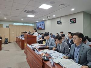 경기도의회 도시환경위, 이틀째 소관 실국·기관 업무보고 청취 이어가 - 뉴스 썸네일 이미지